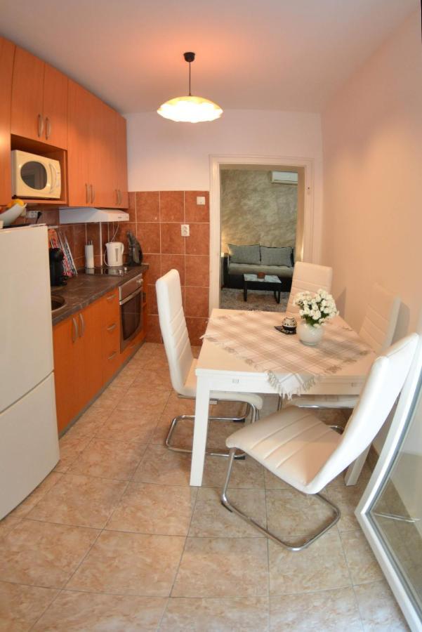 White Night City Center Apartman Belgrad Exterior foto